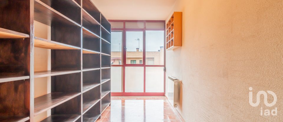 Pis 3 habitacions de 81 m² a Madrid (28026)