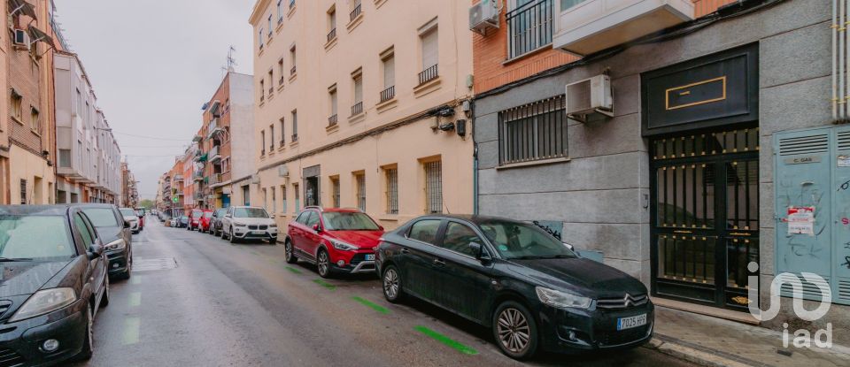 Pis 3 habitacions de 81 m² a Madrid (28026)