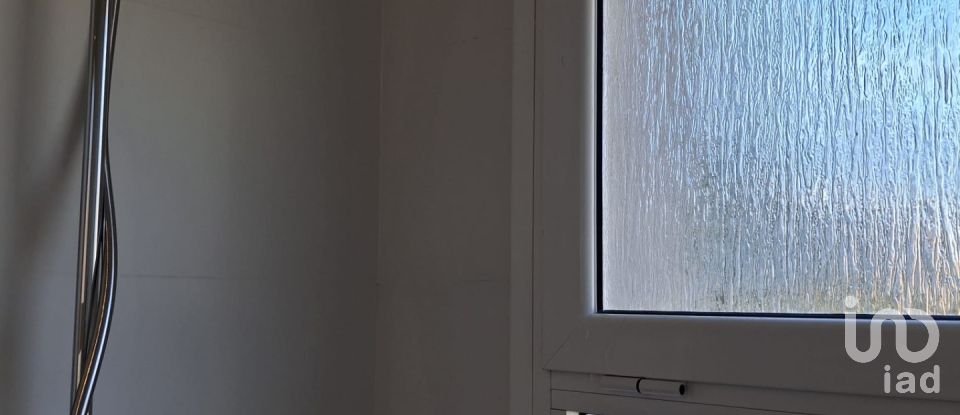 Pis 3 habitacions de 96 m² a Terrassa (08224)