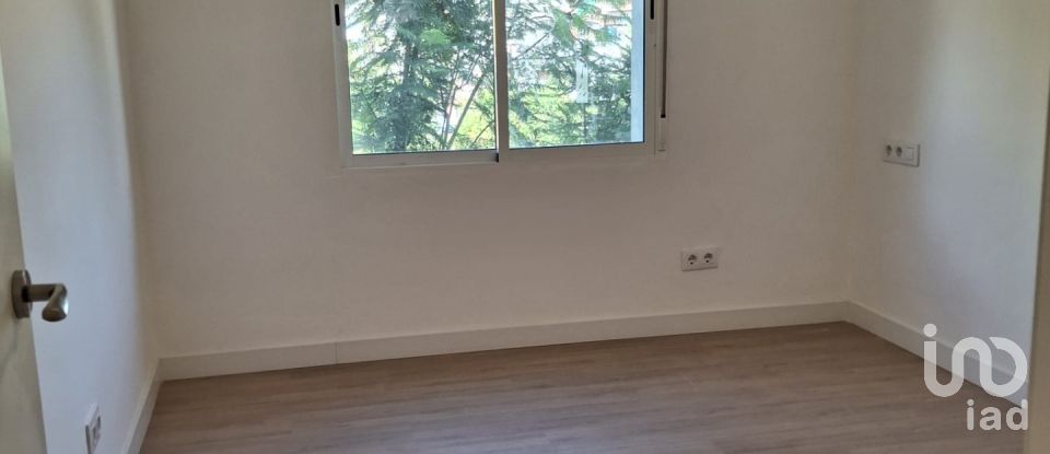 Pis 3 habitacions de 96 m² a Terrassa (08224)