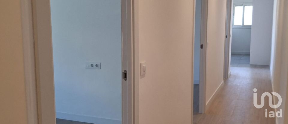 Pis 3 habitacions de 96 m² a Terrassa (08224)