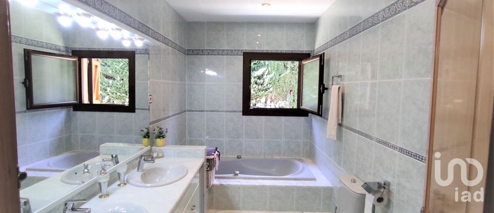 Casa rural 4 habitaciones de 312 m² en Lloret de Mar (17310)