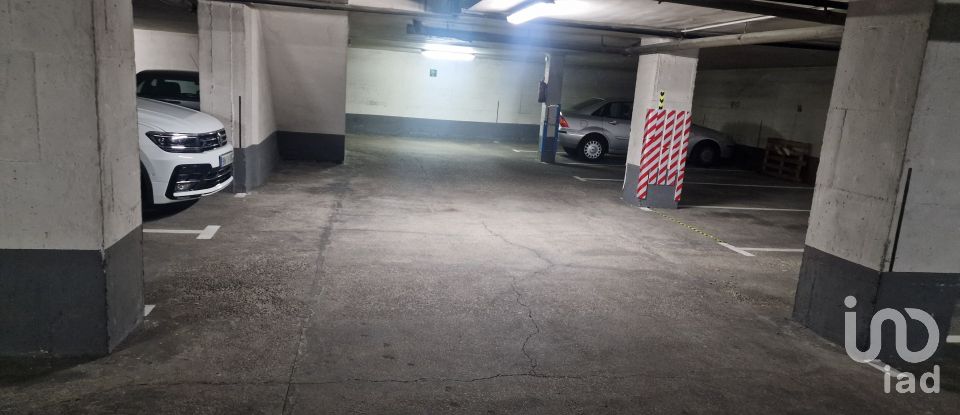 Pis 3 habitacions de 100 m² a León (24005)