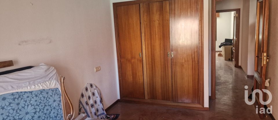 Pis 3 habitacions de 100 m² a León (24005)