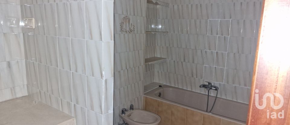 Pis 3 habitacions de 100 m² a León (24005)