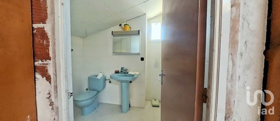 Casa de pueblo 6 habitaciones de 500 m² en Alfés (25161)