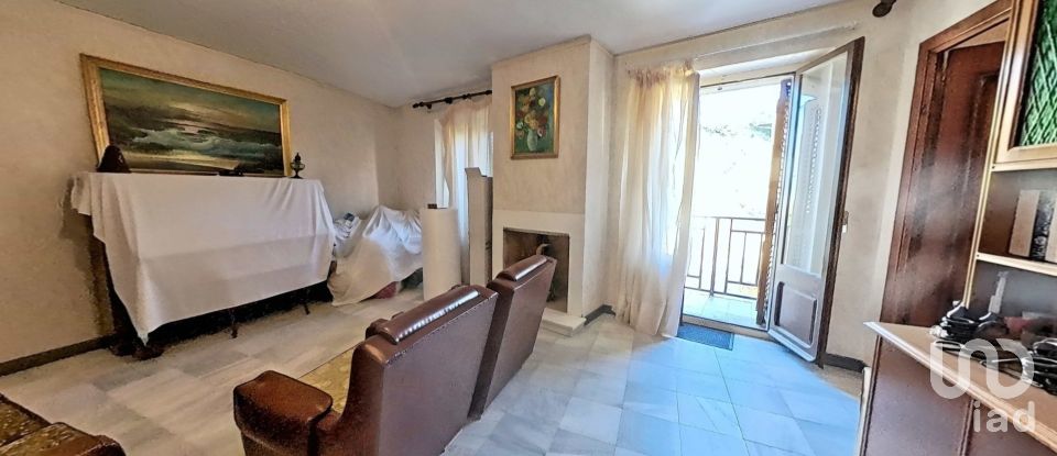 Casa de pueblo 6 habitaciones de 500 m² en Alfés (25161)