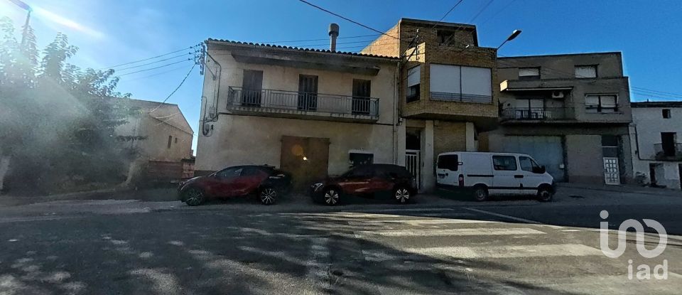 Casa de pueblo 6 habitaciones de 500 m² en Alfés (25161)