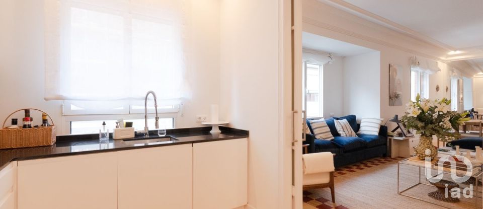 Pis 3 habitacions de 145 m² a Madrid (28010)