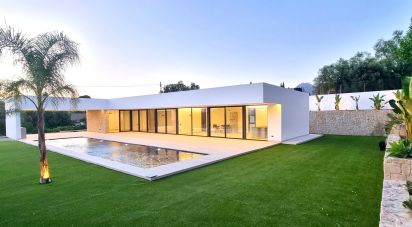 Cottage 3 bedrooms of 213 m² in Busot (03111)