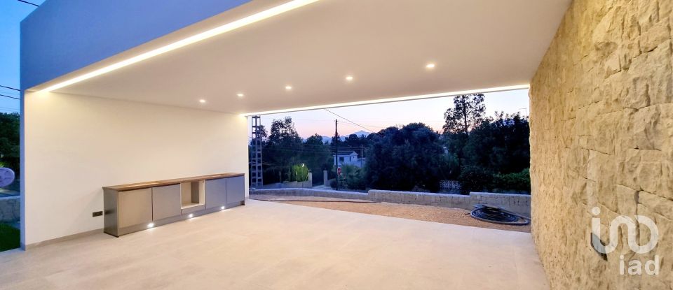 Cottage 3 bedrooms of 213 m² in Busot (03111)