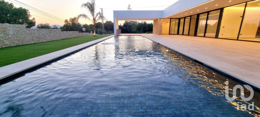 Cottage 3 bedrooms of 213 m² in Busot (03111)