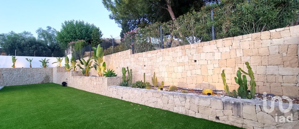 Cottage 3 bedrooms of 213 m² in Busot (03111)