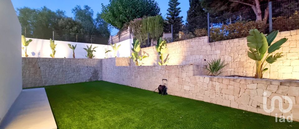 Cottage 3 bedrooms of 213 m² in Busot (03111)