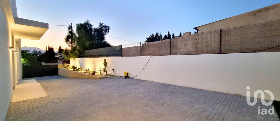 Cottage 3 bedrooms of 213 m² in Busot (03111)