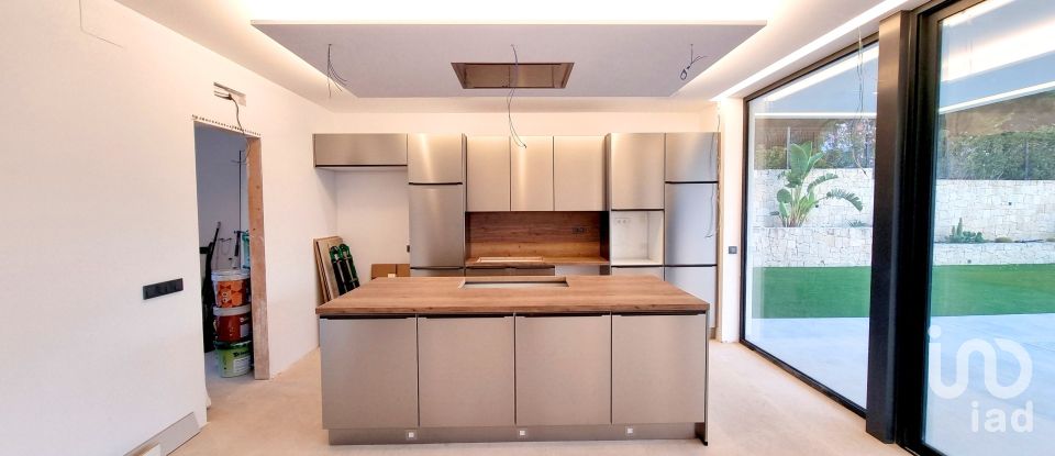 Cottage 3 bedrooms of 213 m² in Busot (03111)