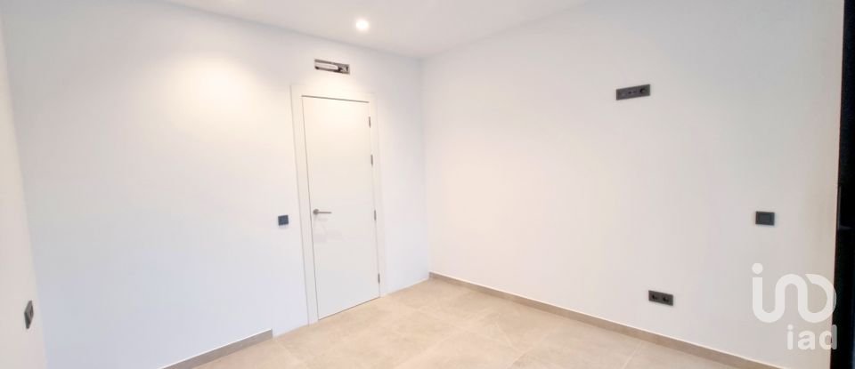 Cottage 3 bedrooms of 213 m² in Busot (03111)