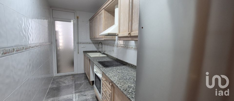 Piso 3 habitaciones de 75 m² en Cunit (43881)