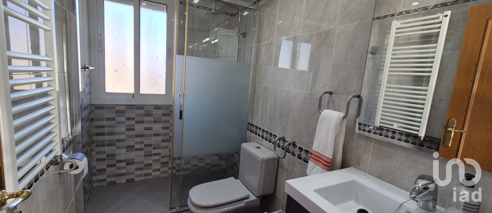 Piso 3 habitaciones de 75 m² en Cunit (43881)