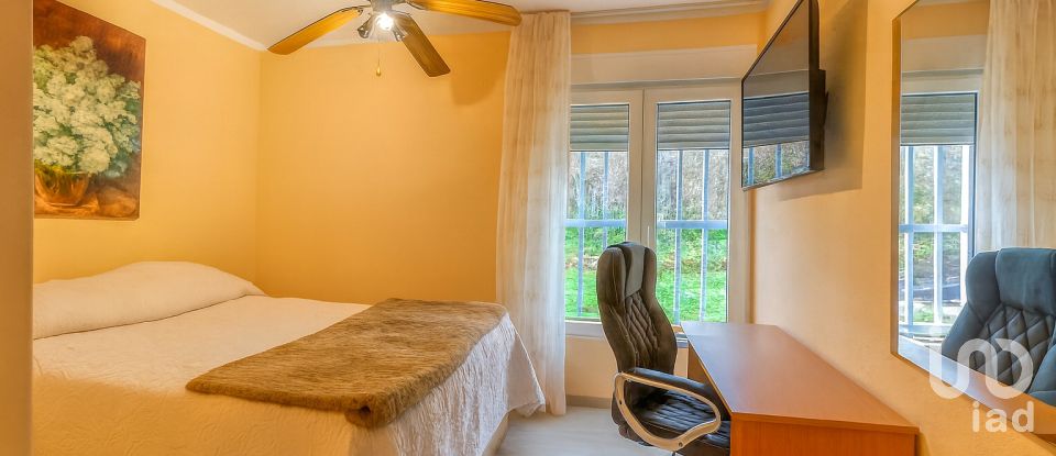 Piso 3 habitaciones de 95 m² en Alicante/Alacant (03015)