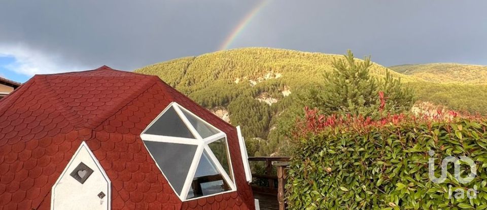 Cottage 5 bedrooms of 176 m² in Jaca (22700)