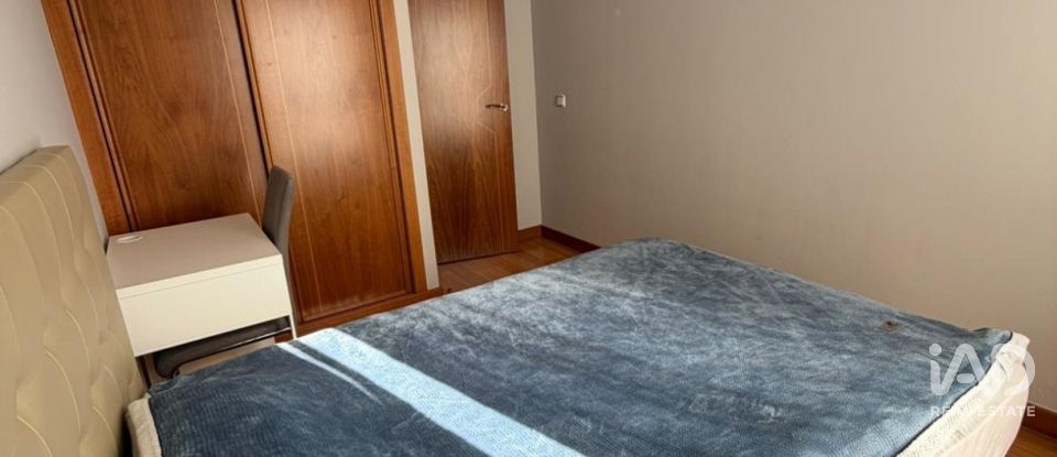 Appartement 2 chambres de 61 m² à Oviedo (33011)