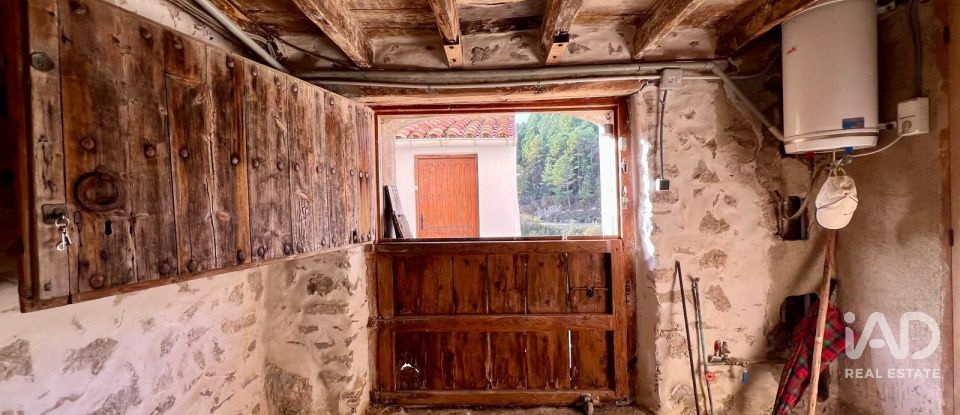 Casa de pueblo 0 habitaciones de 249 m² en Fredes (12599)