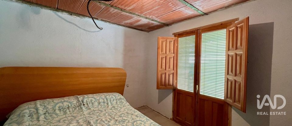 Casa de pueblo 0 habitaciones de 249 m² en Fredes (12599)