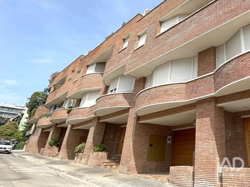 Casa 4 habitaciones de 298 m² en Manresa (08242)