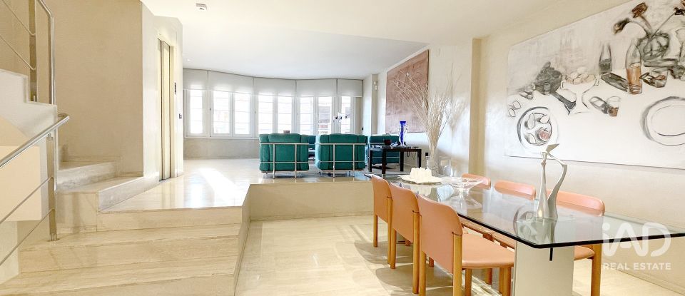 Casa 4 habitaciones de 298 m² en Manresa (08242)