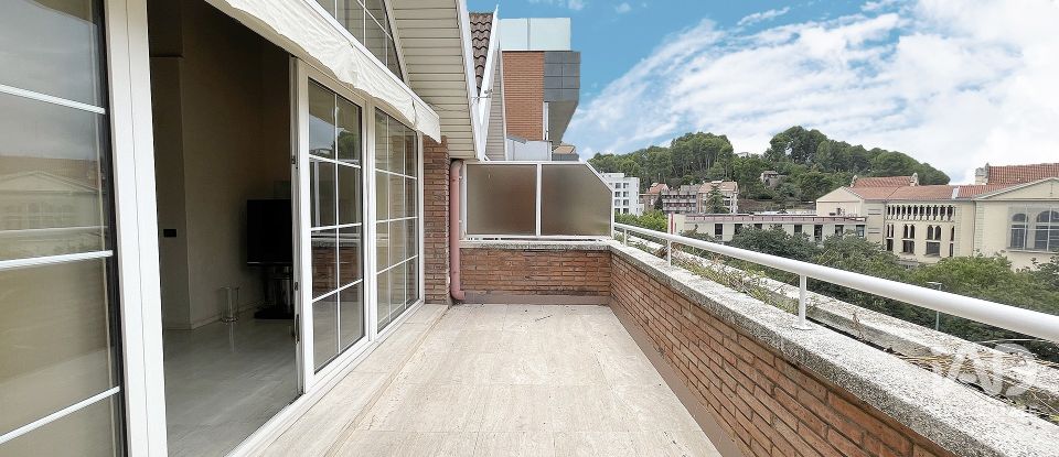 Casa 4 habitaciones de 298 m² en Manresa (08242)