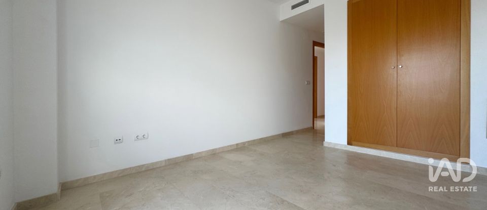 Piso 3 habitaciones de 122 m² en Pego (03780)