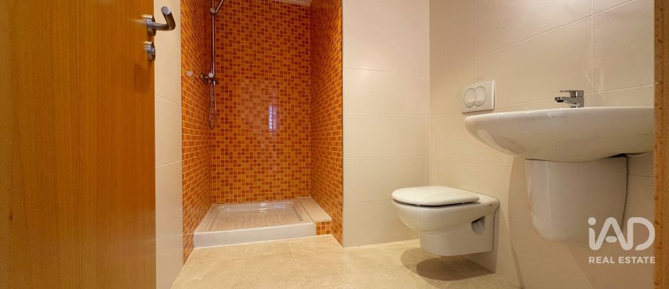 Piso 3 habitaciones de 122 m² en Pego (03780)