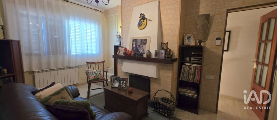 Casa 3 habitacions de 160 m² a Raimat (25111)