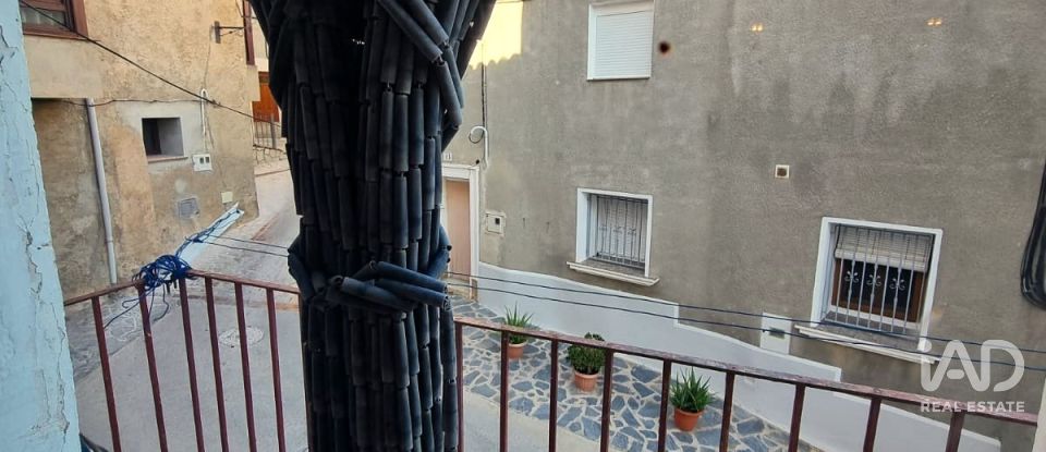 Casa 2 habitaciones de 156 m² en El Pinell de Brai (43594)