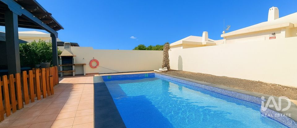 Maison 4 chambres de 160 m² à Playa Blanca (35580)