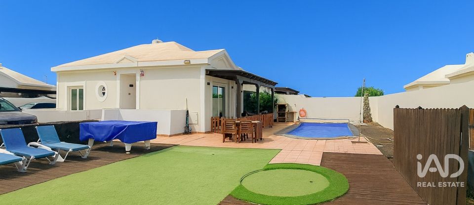 Maison 4 chambres de 160 m² à Playa Blanca (35580)