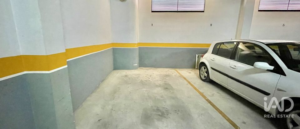 Piso 3 habitaciones de 90 m² en Abarán (30550)