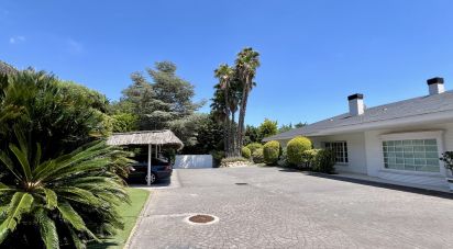 Casa 8 habitaciones de 885 m² en Sant Vicenç de Montalt (08394)