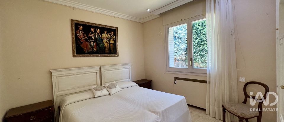 Casa 8 habitaciones de 885 m² en Sant Vicenç de Montalt (08394)