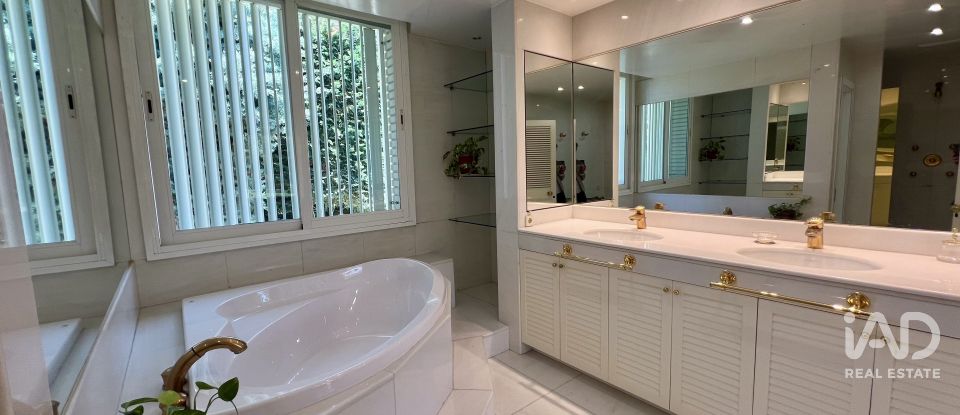 Casa 8 habitaciones de 885 m² en Sant Vicenç de Montalt (08394)