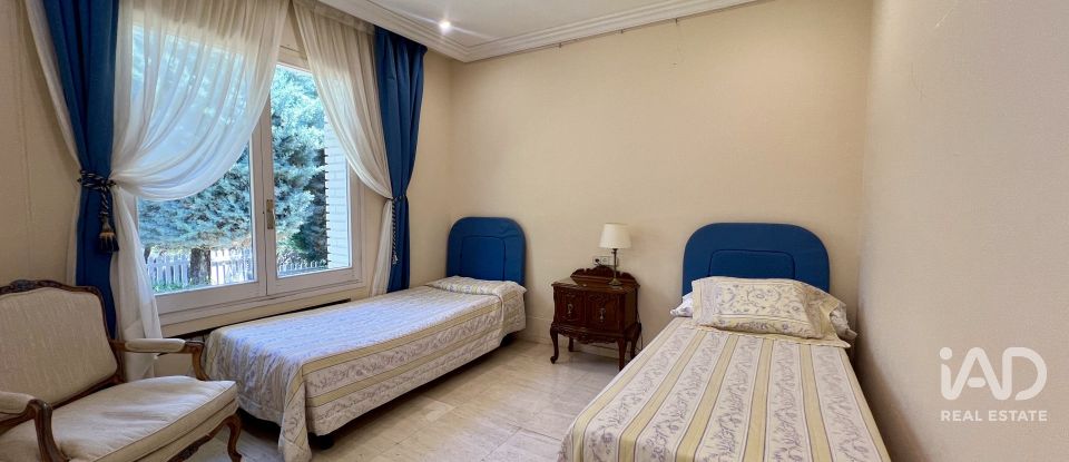 Casa 8 habitaciones de 885 m² en Sant Vicenç de Montalt (08394)