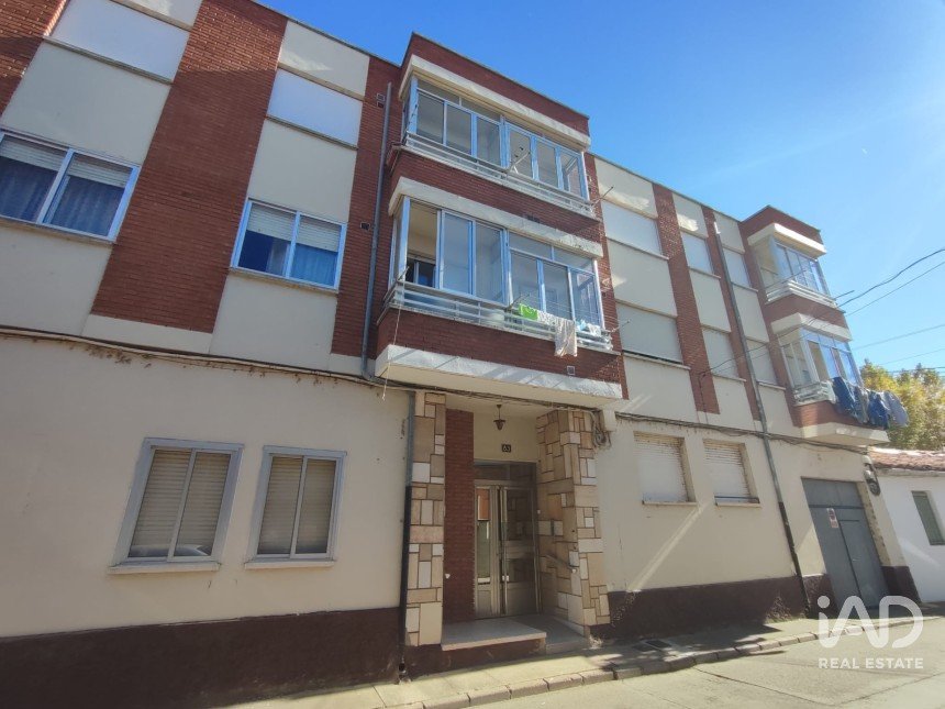 Apartment 2 bedrooms of 68 m² in Hospital de Órbigo (24286)