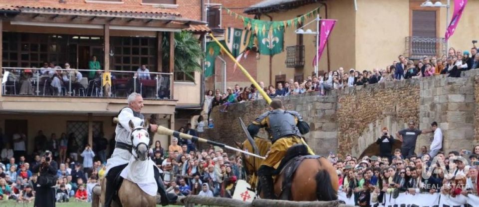 Apartment 2 bedrooms of 68 m² in Hospital de Órbigo (24286)