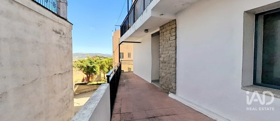 Immeuble de 1 080 m² à Benasal (12160)