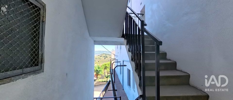 Immeuble de 1 080 m² à Benasal (12160)