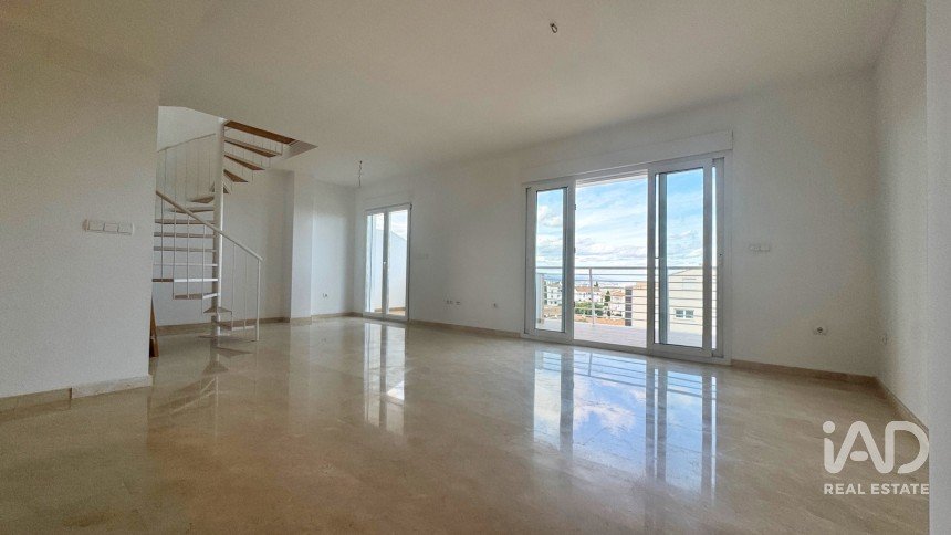 Ático 2 habitaciones de 148 m² en Pego (03780)