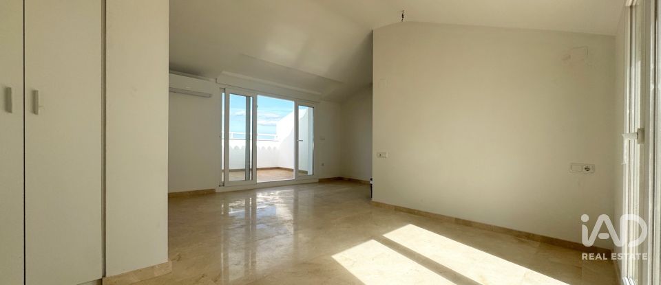 Ático 2 habitaciones de 148 m² en Pego (03780)