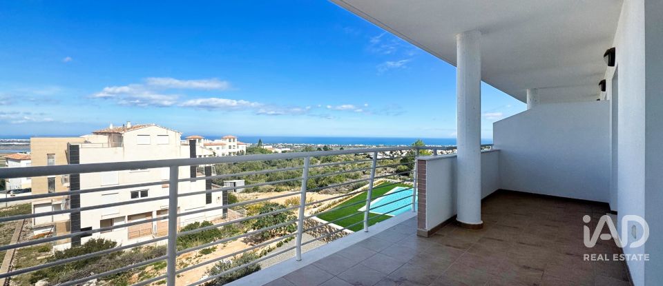 Ático 3 habitaciones de 192 m² en Pego (03780)