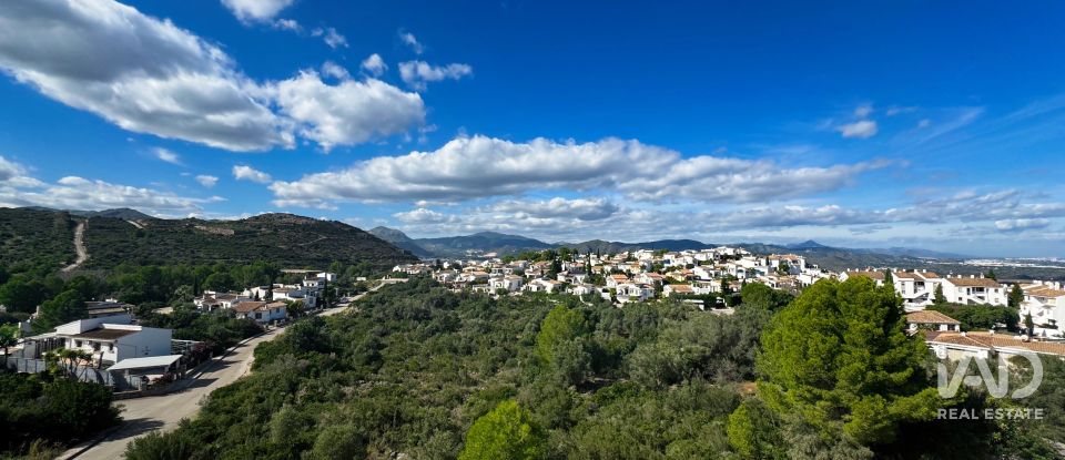 Ático 3 habitaciones de 192 m² en Pego (03780)